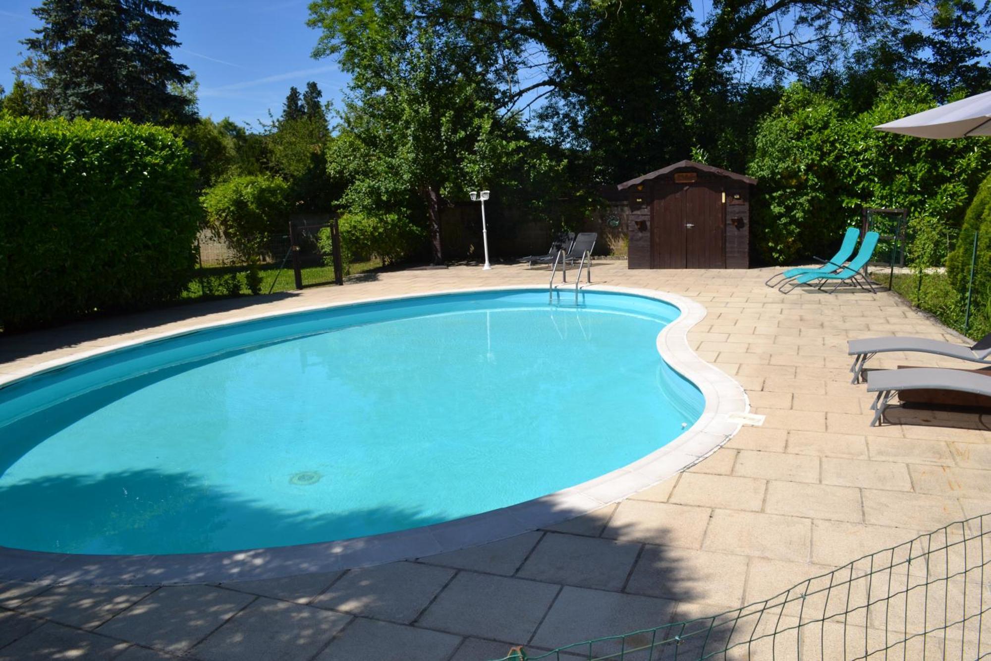 Les Bruyeres B&B Montbron エクステリア 写真