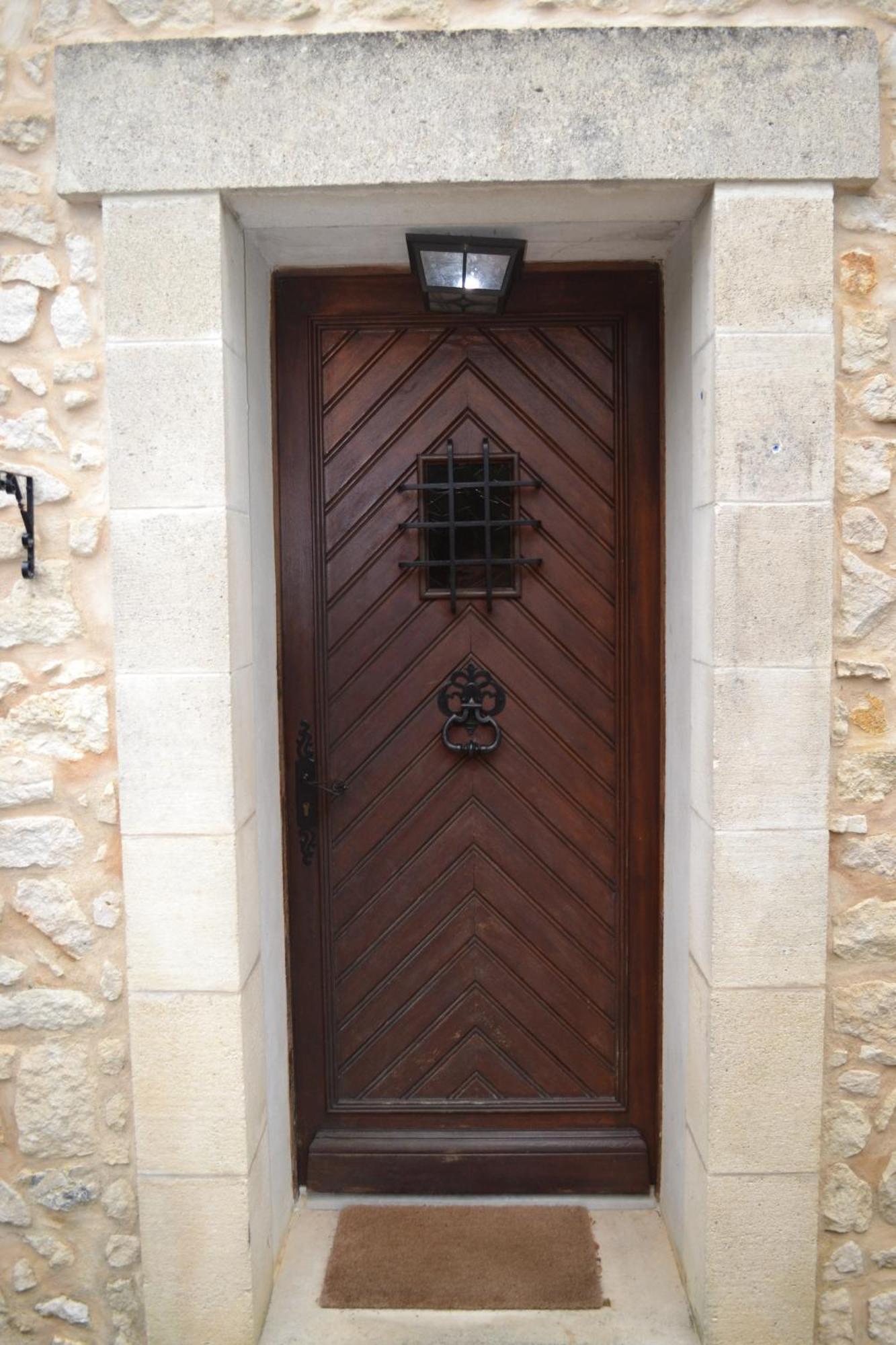 Les Bruyeres B&B Montbron エクステリア 写真