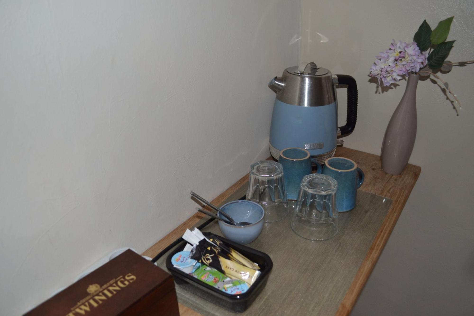 Les Bruyeres B&B Montbron エクステリア 写真