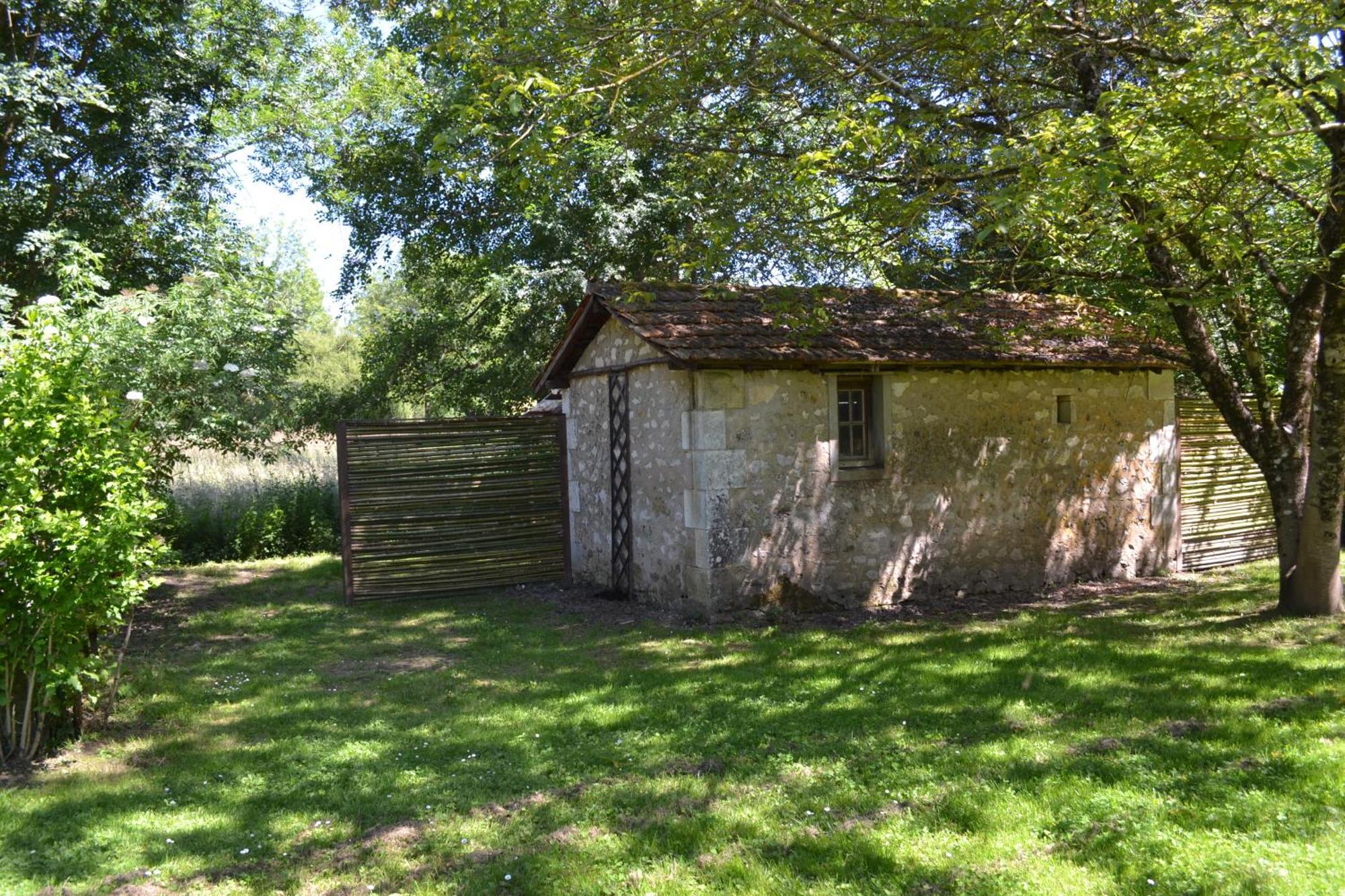 Les Bruyeres B&B Montbron エクステリア 写真